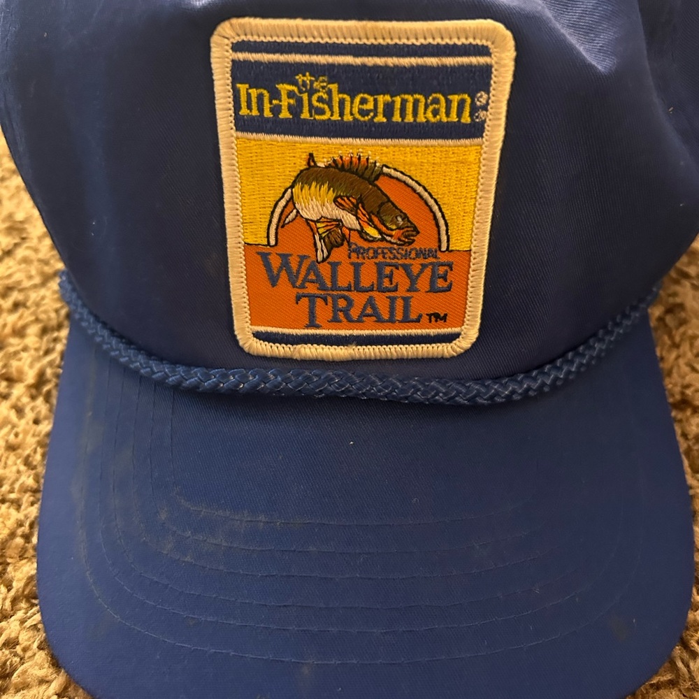 VINTAGE WALLEYE FISHERMAN HAT!!